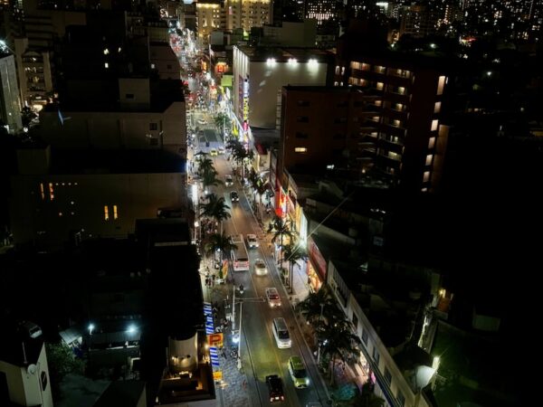 夜の国際通り