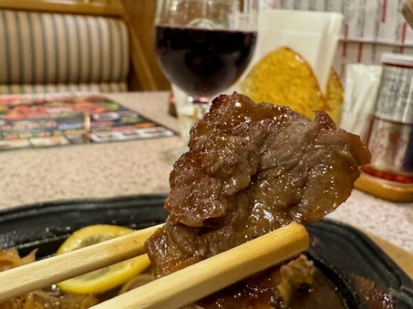 ワインとステーキ