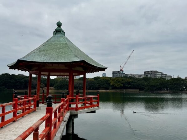 浮見堂