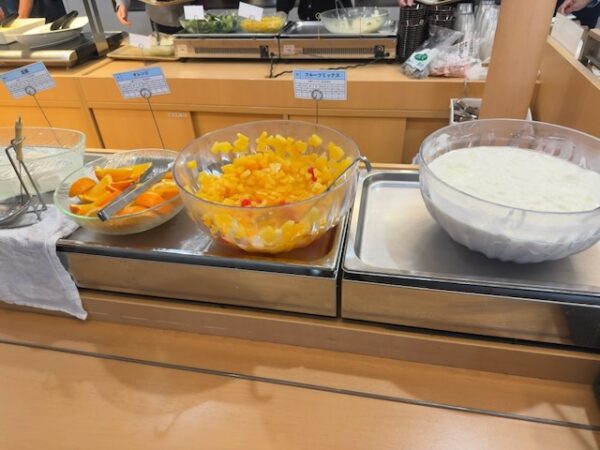 朝食バイキング