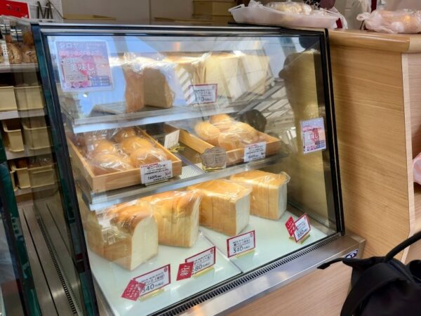 シロヤベーカリー