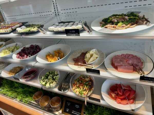 朝食ビュッフェ