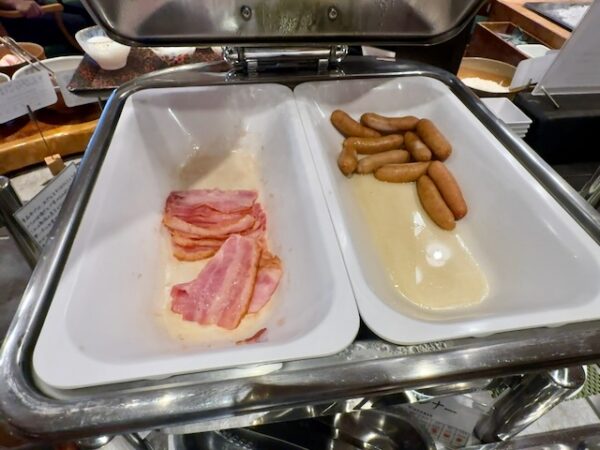 朝食ビュッフェ