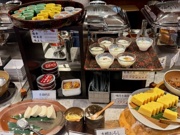 朝食ビュッフェ