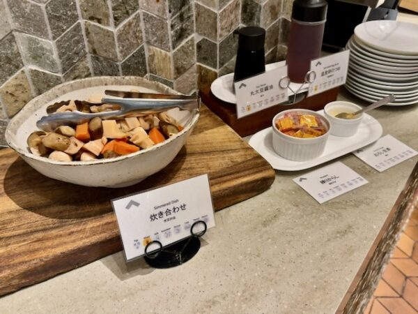 朝食ビュッフェ