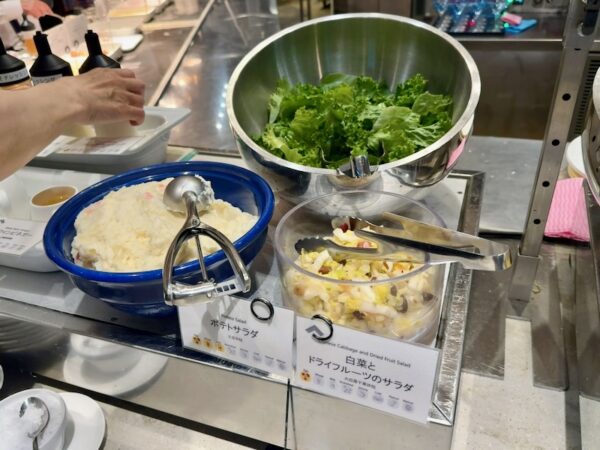 朝食ビュッフェ