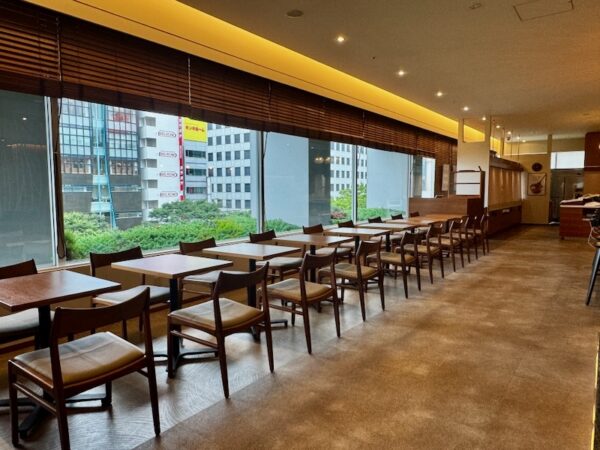 プレミアラウンジ昼間