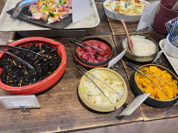 朝食ビュッフェ