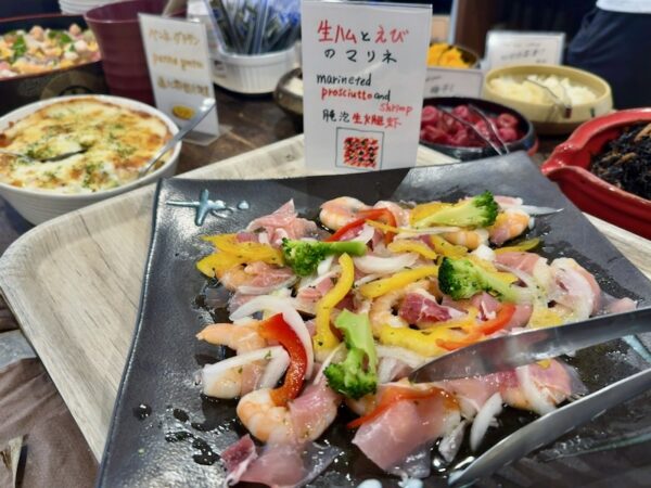 朝食ビュッフェ