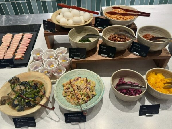 朝食ビュッフェ