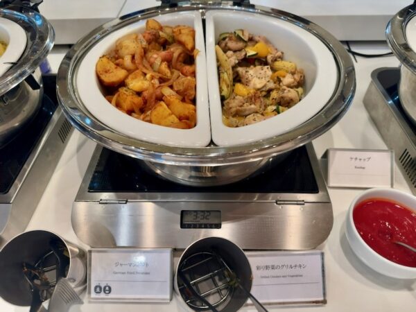 朝食ビュッフェ