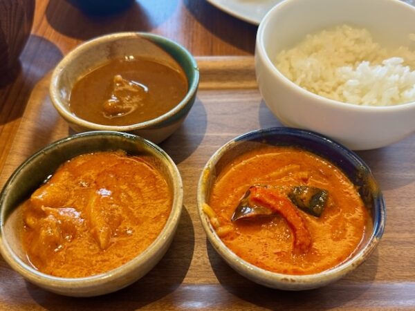 カレー食べ比べ