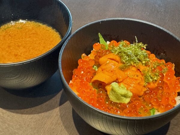しじみ汁と丼