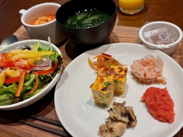 朝食ビュッフェ