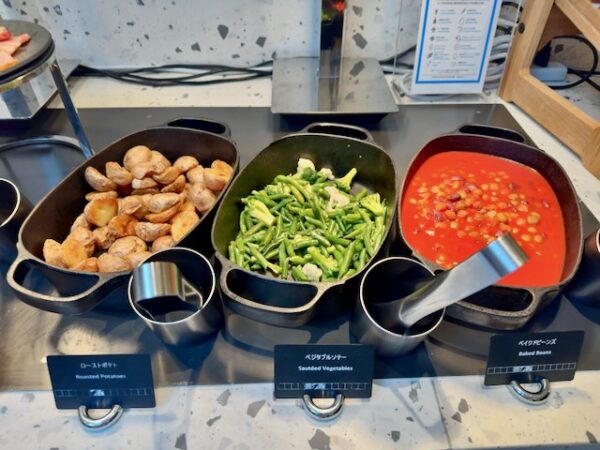 朝食ビュッフェ