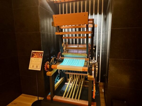 機織り機