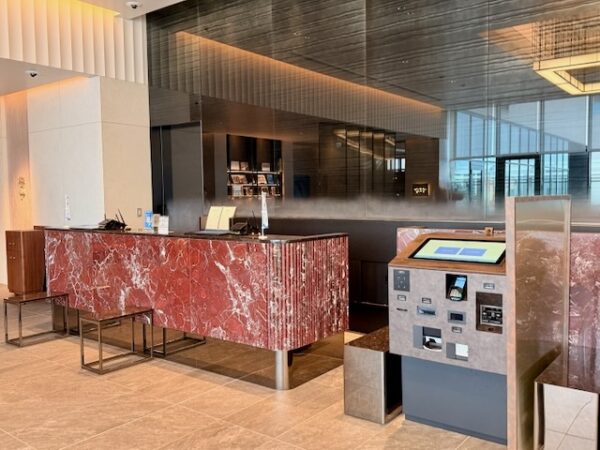 フロントとマシン