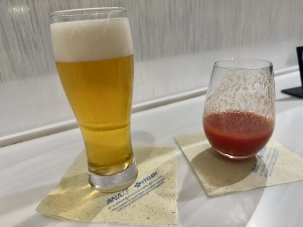 ビールとトマトジュース