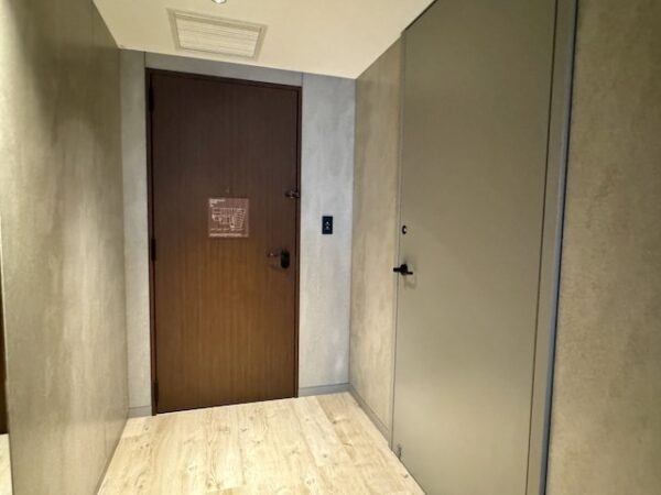 入口ドア