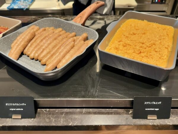 朝食ビュッフェ