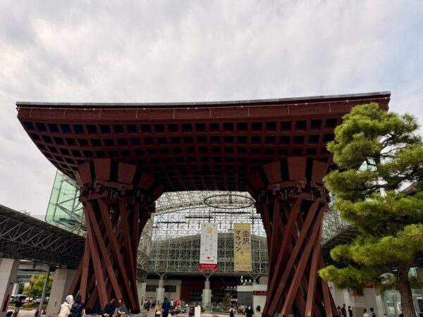 金沢駅