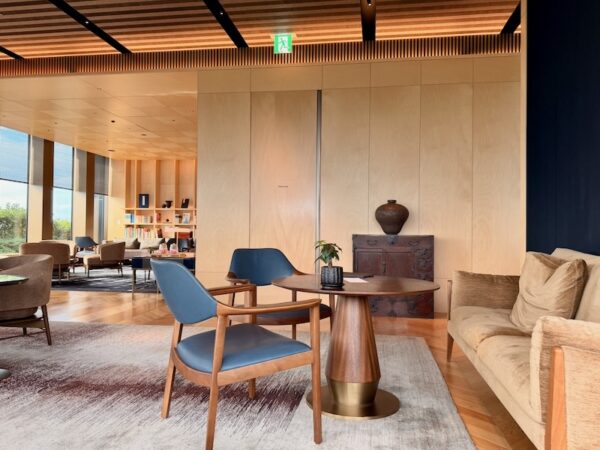 クラブラウンジ客席