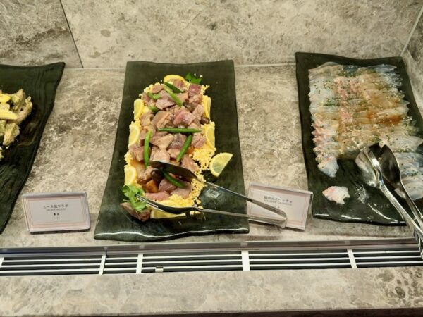 朝食ビュッフェ