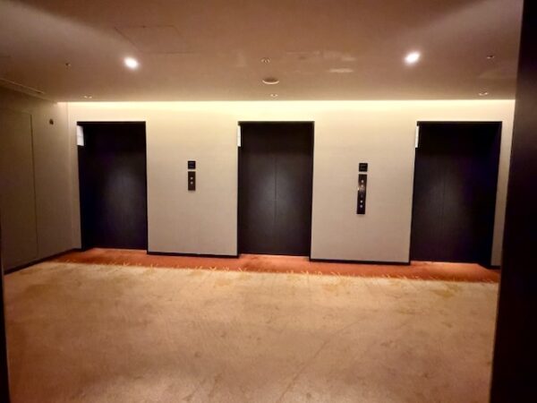 エレベーターホール
