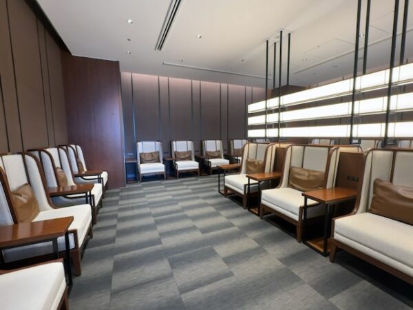 サクララウンジ