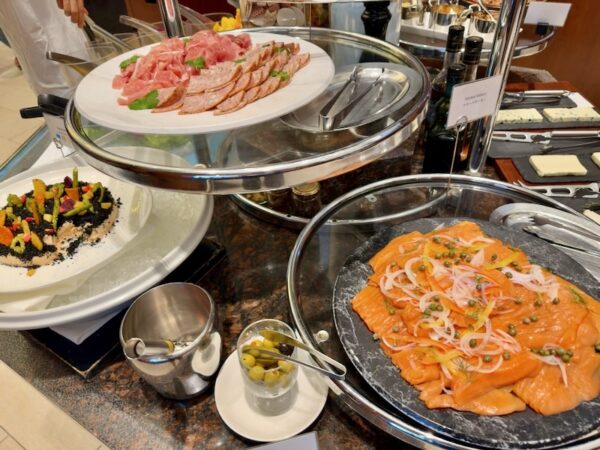 スモークサーモン