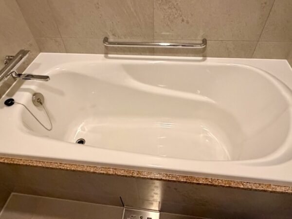 バスタブ