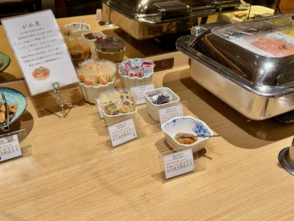 朝食ビュッフェ