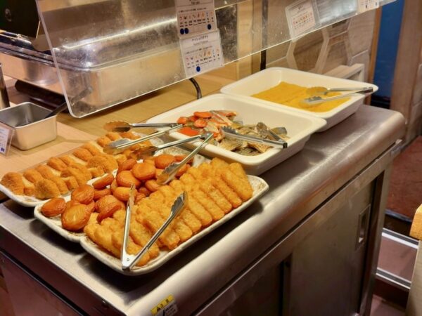 朝食ビュッフェ