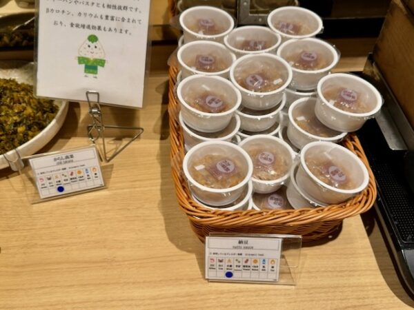 朝食ビュッフェ